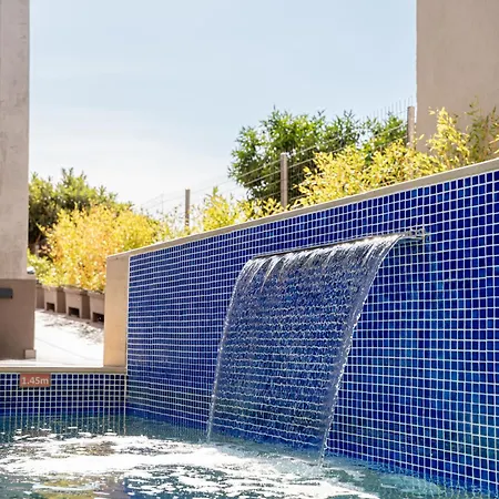 מלון Maltepe Luxury 4*