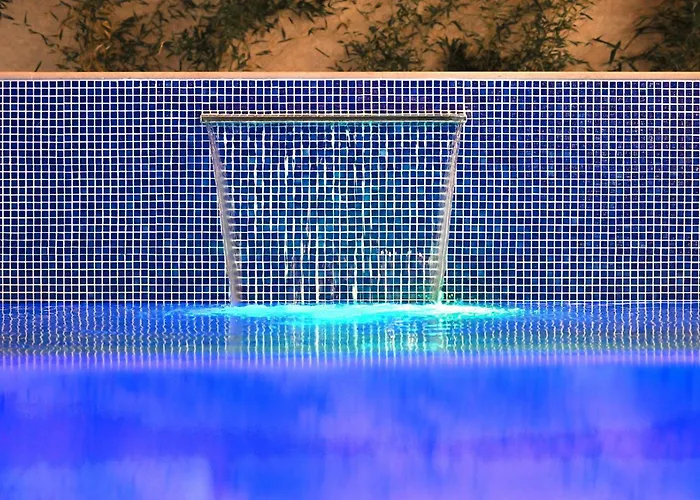 Maltepe Luxury Hotel 4*